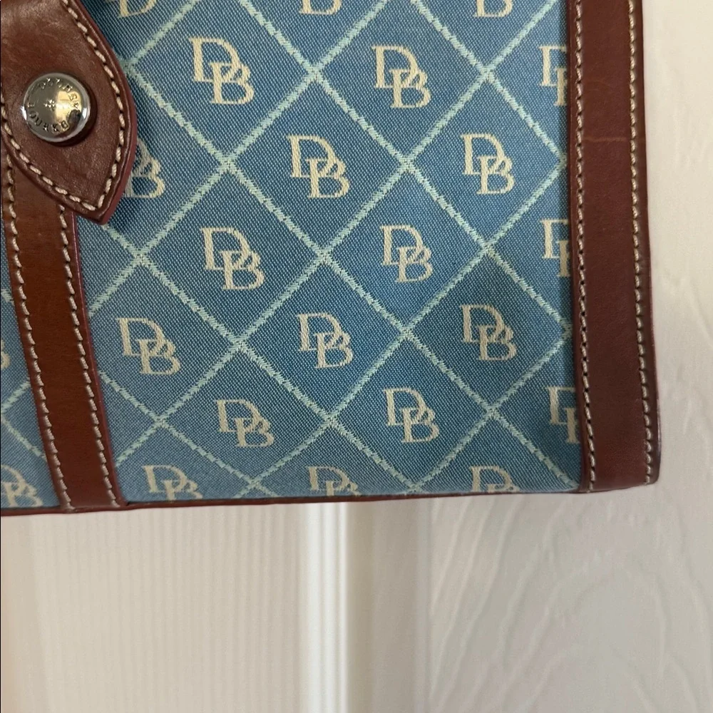 DOONEY & BOURKE signature Crescent Hobo Bag blue canvas with brown leather trim